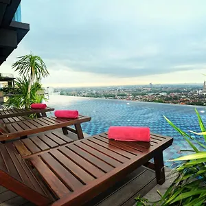 Otel Centre, Johor Bahru