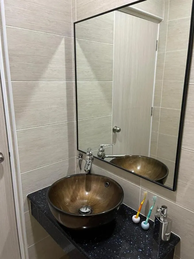 Rebec 5Pax At Aeon,Toppen,Ikea Tebrau Apartment Johor Bahru Malaysia